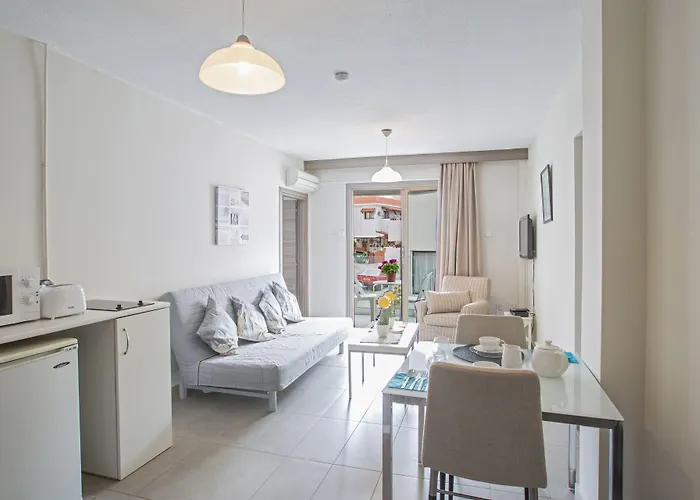 So3 Apartmán Ayia Napa